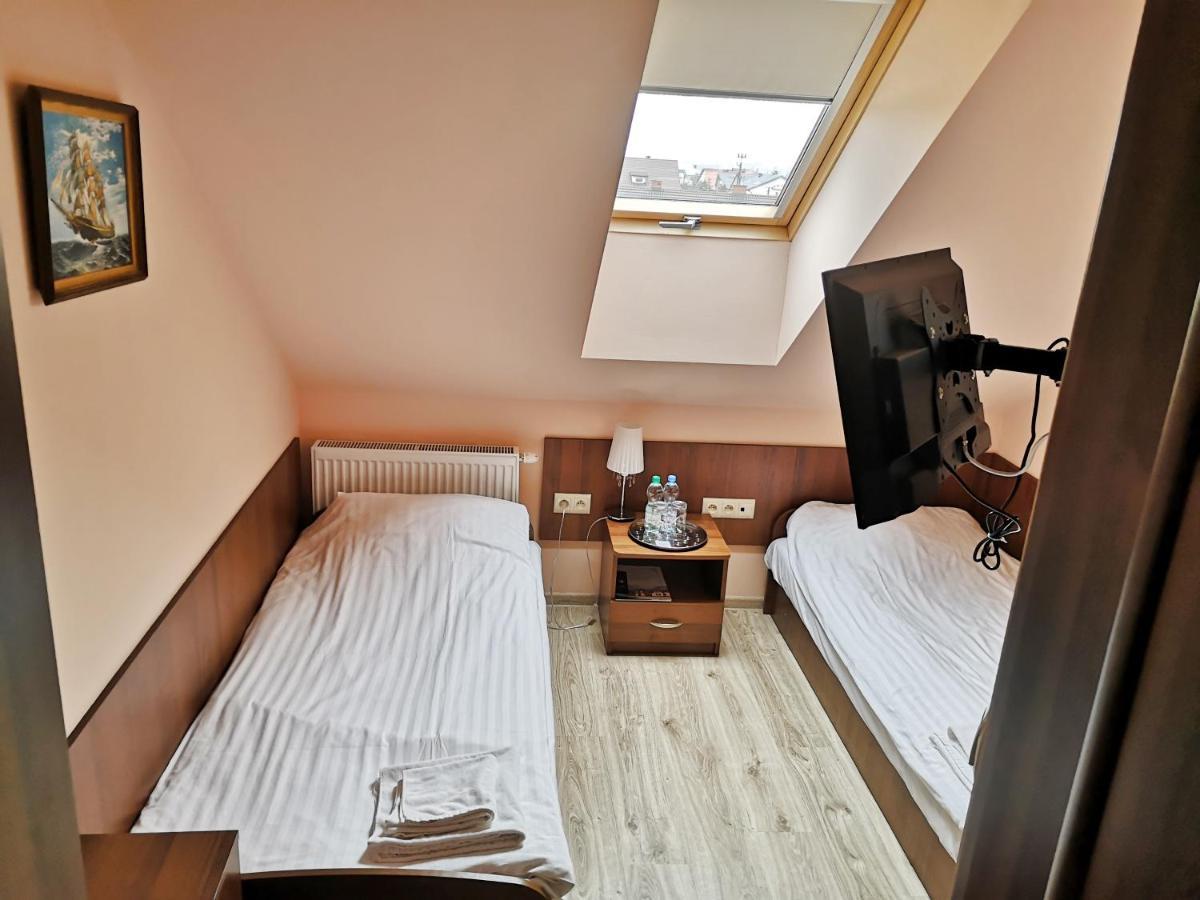 Hotel Viwaldi Baruchowo Экстерьер фото