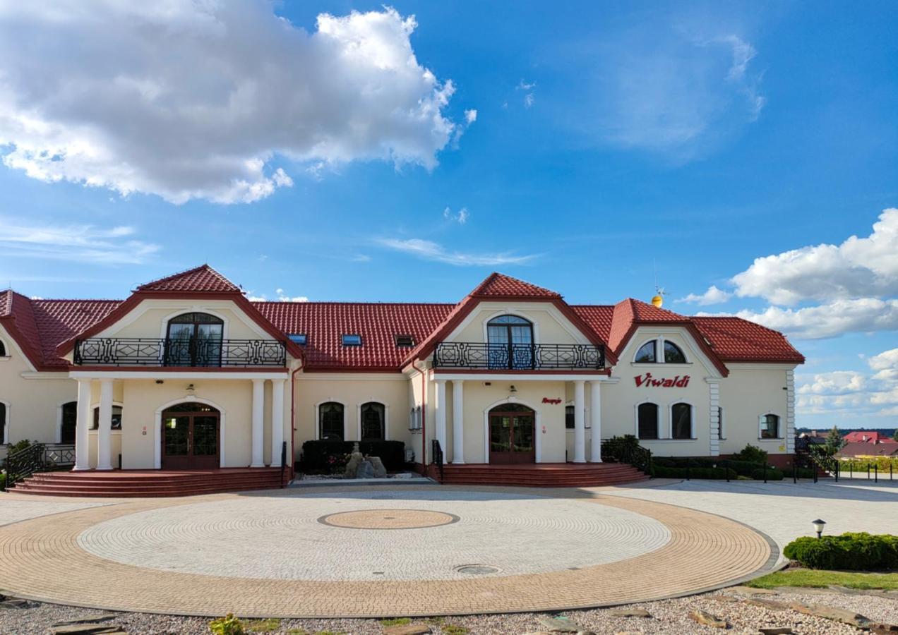 Hotel Viwaldi Baruchowo Экстерьер фото